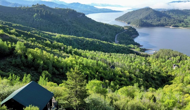 Classic log cabin with stunning views!