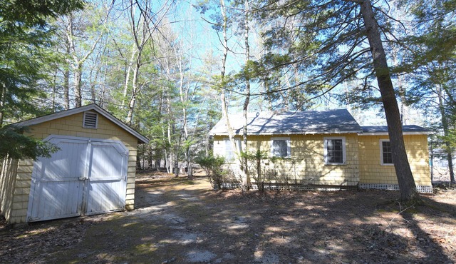 Classic Maine camp on Little Sebago Lake. Pet-friendly!