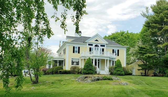 Classic Maine Cottage - oceanview - Special Events Welcome!