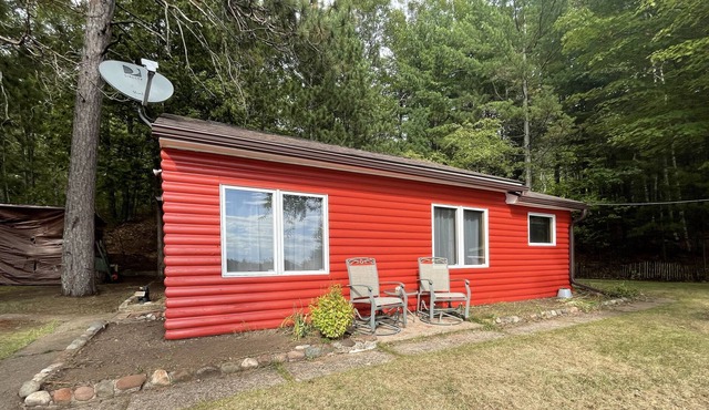 Classic Northwoods Cabin