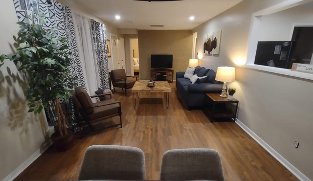 Classic Ranch close to the Buffalo Airport