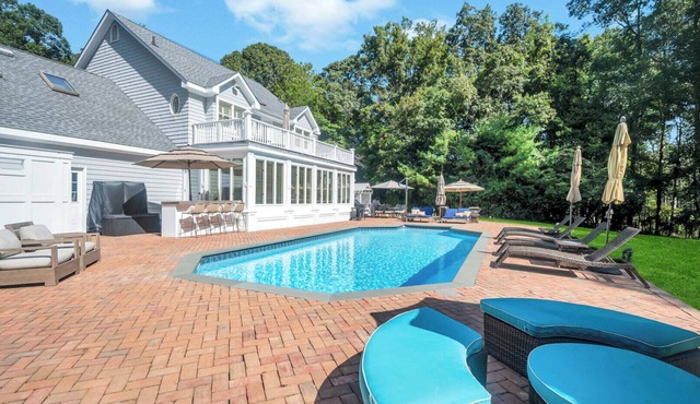 Classic Southampton Home, Private Heated Pool, Outdoor Shower, Perfect for.