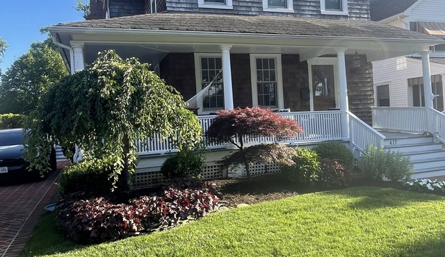 Classic Spring Laker-Close to Town and Beach