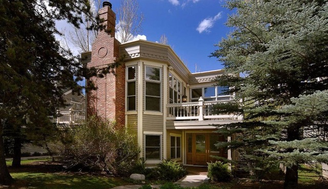 Classic West End Home - True Aspen Charm (203146-7808)