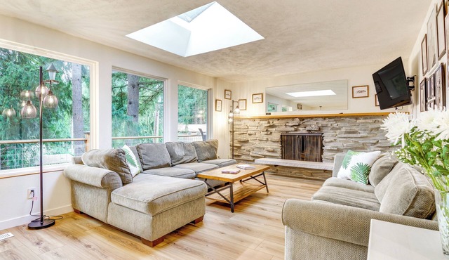 Classic Woodinville Wine Country Escape!