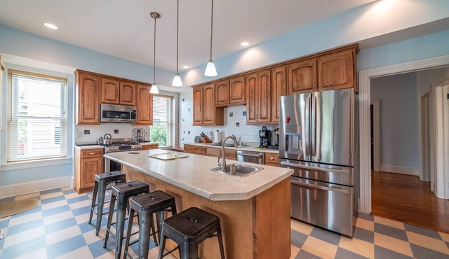 Classically Current - Chesapeake Properties