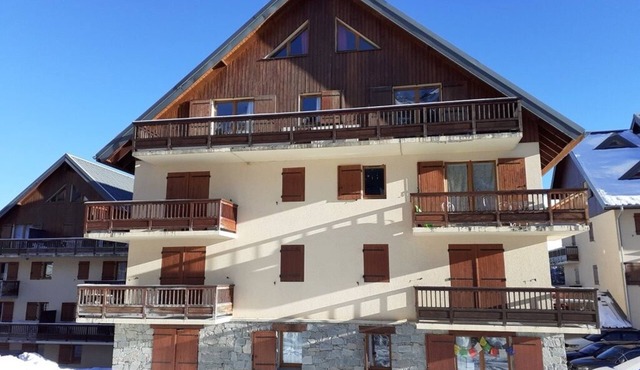 Classified 3 * very nice 96 m2 4-room apartment 150 m from the slopes and close to shops