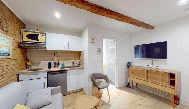 Classified studio in the heart of Les Carmes