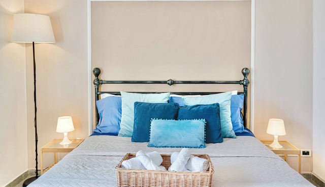 Classy 2BDR Apt. | Balconies, View & Free Parking