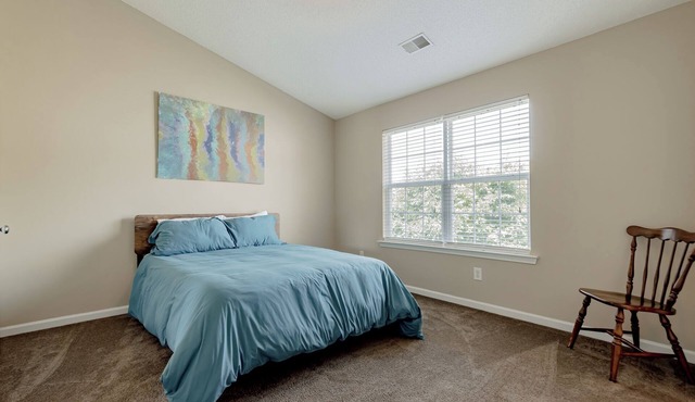 Classy 2br Townhome