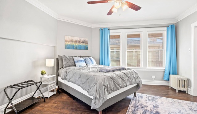 Classy Apt/Comfy Beds/25mins to ORD>MDW>DT>HOSP