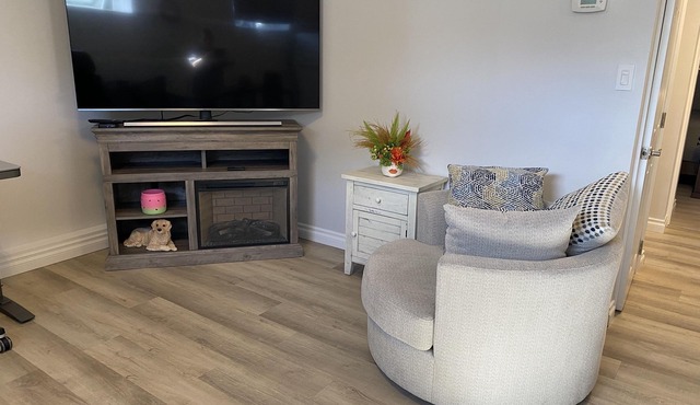 Classy, Comfy and Cozy