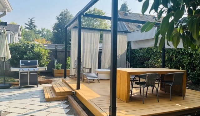 Classy Irvington Living Space near Convention Center