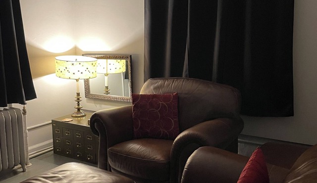 Classy Retro Suite "Preferred Partner of Rail Explorers" Pets OK