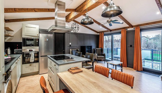 Claverdon Lodge Premier