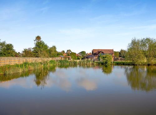 Clay Lake Cottages - Dad's Shed