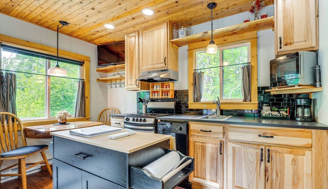 Cle Elum Cabin on the Yakima River!