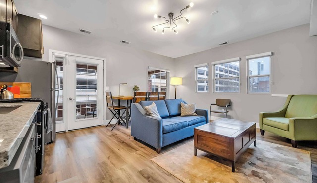 Cle Suites 1BR/1BA | 5 min Walk to Cle Clinic #7
