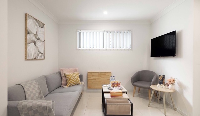 Clean 1 Bdr Apt w/AC | Covered Parking | 439AF1