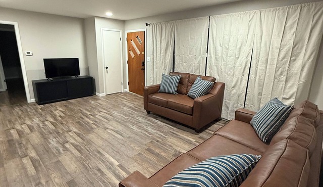 Clean 3-bd house by Fairgrounds, WYO Sports Ranch, and Ford Wyoming Event Center