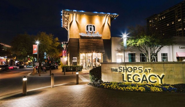 Clean and Comfy space at the shops at Legacy in Plano