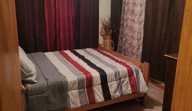 Clean and cozy 3 bedroom home