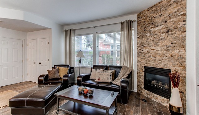 Clean and Cozy Centennial Area Main Floor Condo