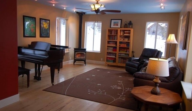 Clean and Cozy Forest Hideout