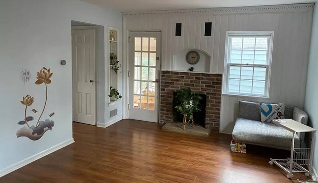 Clean and Neat House 3 bed 2 bath