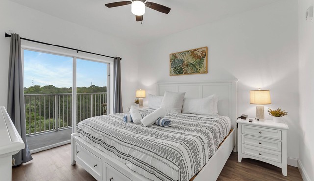 Clean and quiet 2BR Condo minutes from Disney springs