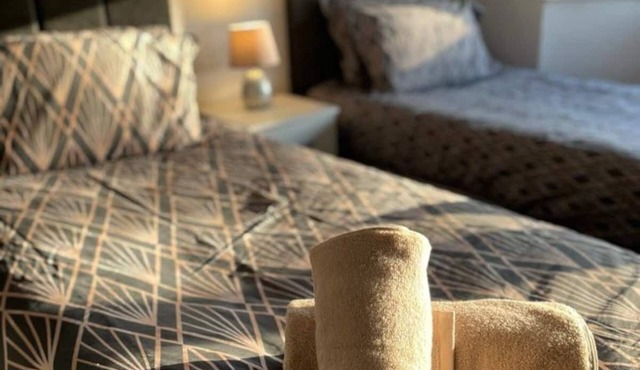 Clean and Secure Contractor Housing *free parking*