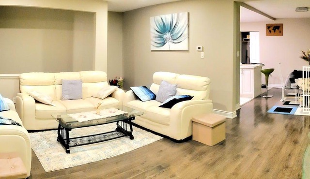 Clean apartment with 4 free parking spaces.