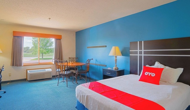 Clean Budget Room Near Casino & Park w/Full Bed + Pet-Friendly Amenities