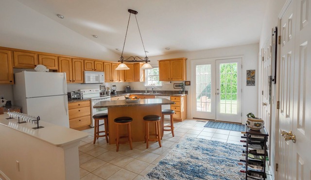 Clean/Comfortable/Convenient Rehoboth Beach Home w/ Rec Room