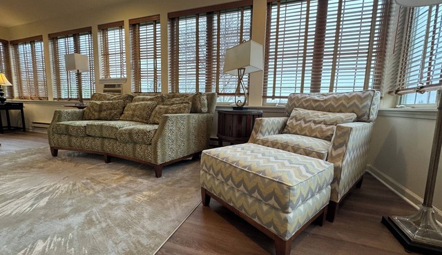 CLEAN & COMFORTABLE EXTENDED STAY- Perfect for Business & Leisure Travelers