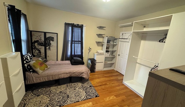Clean comfy smoke friendly 2 bedroom stay