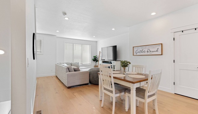 Clean & Cozy 3BR Stay Near Downtown SLC & Airport