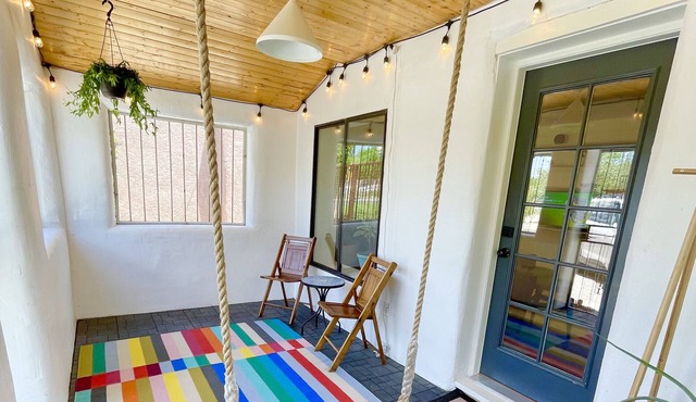 Clean, cozy, adorable, adobe bungalow close to everything.