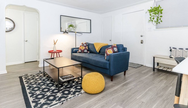 Clean & Cozy Apartment w/Private Patio