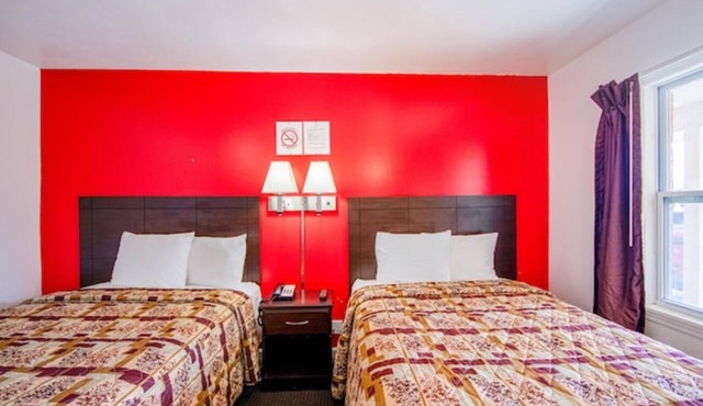 Clean & Cozy Macon | Comfy Haven | Free Breakfast & Nearby Restaurants