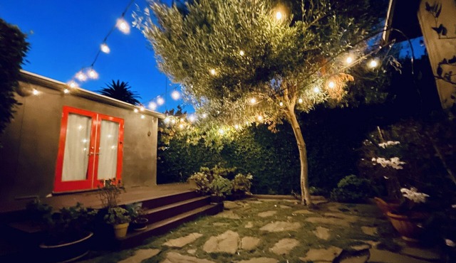 Clean energy wi-fi whole home + garden retreat in coveted Culver City