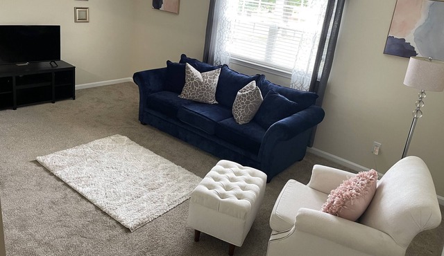 CLEAN NICE AND COZY GETAWAY!!