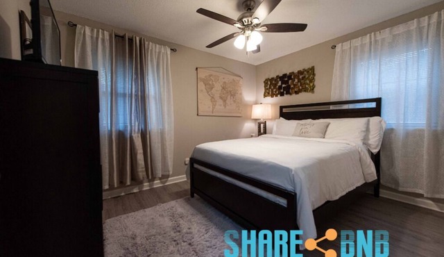 Clean, Pet Friendly, Remote Work Home between LR & LRAFB