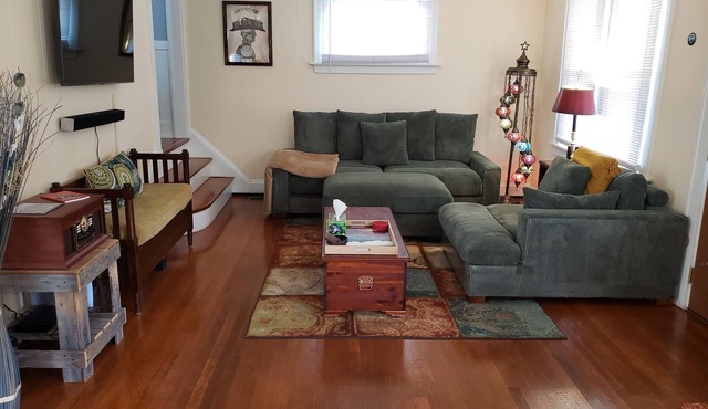 Clean, Quiet, Cozy & Fun - Close to UC and St. Elizabeth Networks