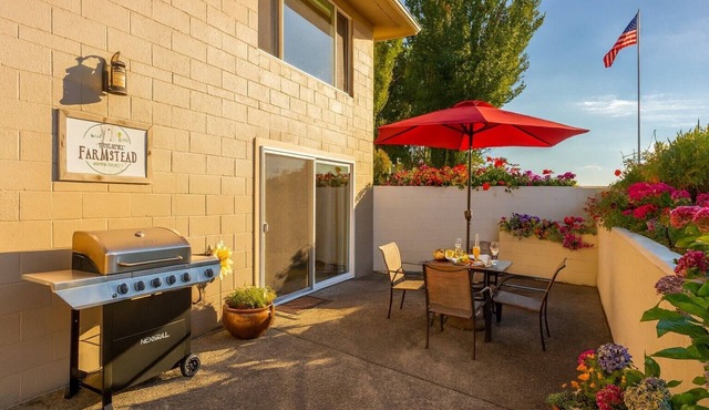 Clean, Quiet Farm Apartment | 117 Acres, Hot Tub, Private Patio & Views