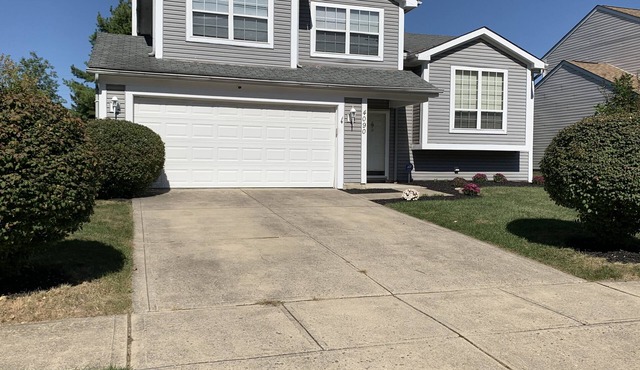 Clean, Safe, Spacious, Suburban Home, close to everything near Columbus