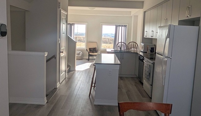 Clean, spacious 3 bedroom townhouse. Family friendly, relaxing stay free Wifi.