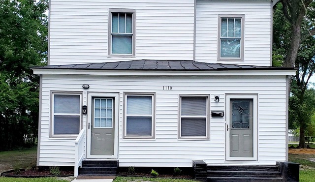 Clean, updated townhouse near ECU, Vidant & Uptown