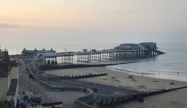 Clean, well equipped chalet within walking distance of Cromer's beautiful beach