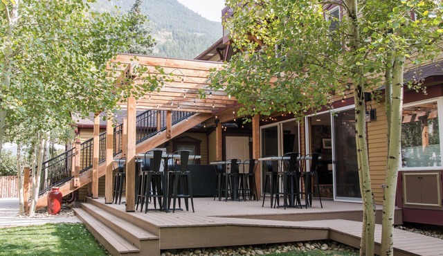 Clear Creek Inn